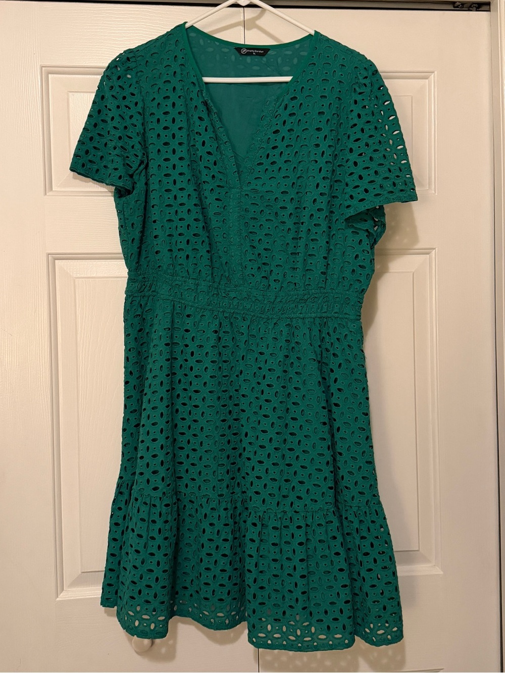Green Eyelet V-Neck Short Sleeve Dress